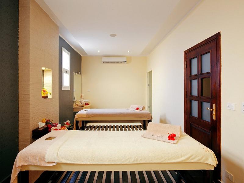 Golden Beach Resort