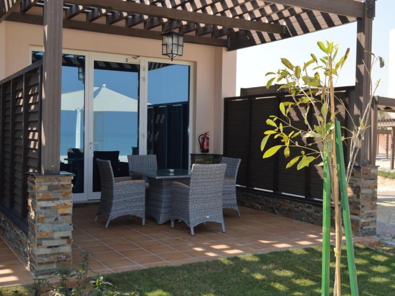 Danat Jebel Dhanna Resort