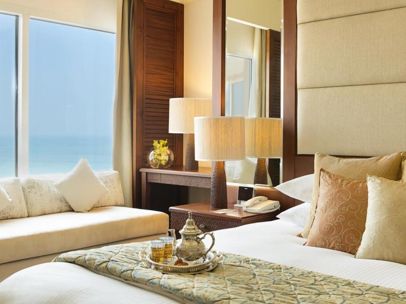 Danat Jebel Dhanna Resort