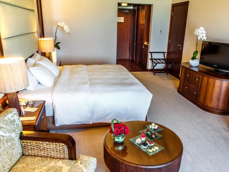 Danat Jebel Dhanna Resort