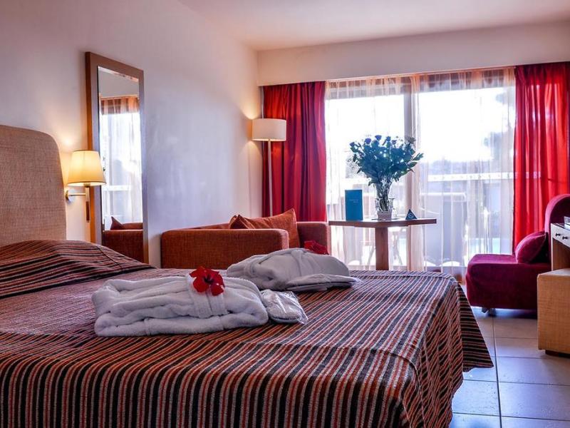 Zeus Hotels Blue Sea Beach