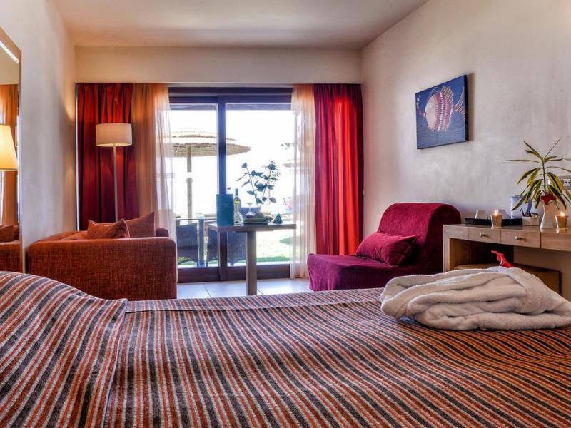 Zeus Hotels Blue Sea Beach