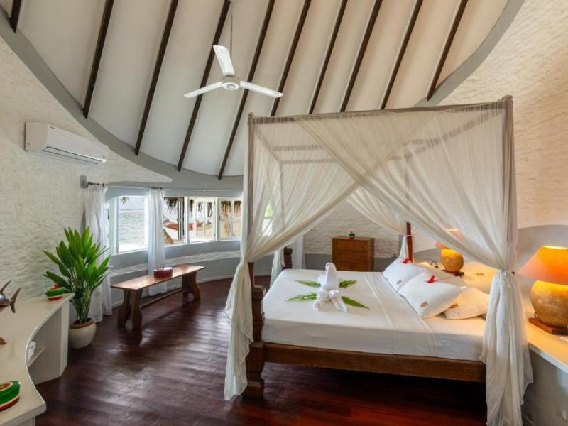 Nika Island Resort & Spa