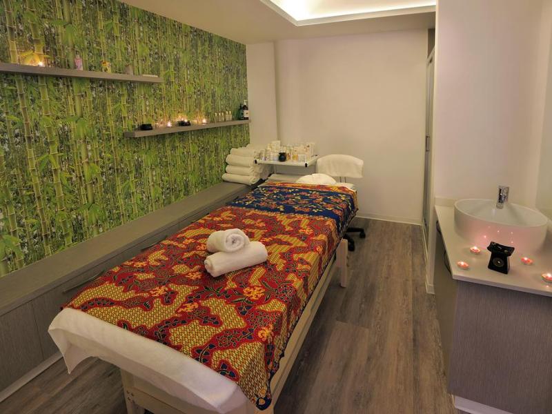 Okeanos Beach Boutique Hotel