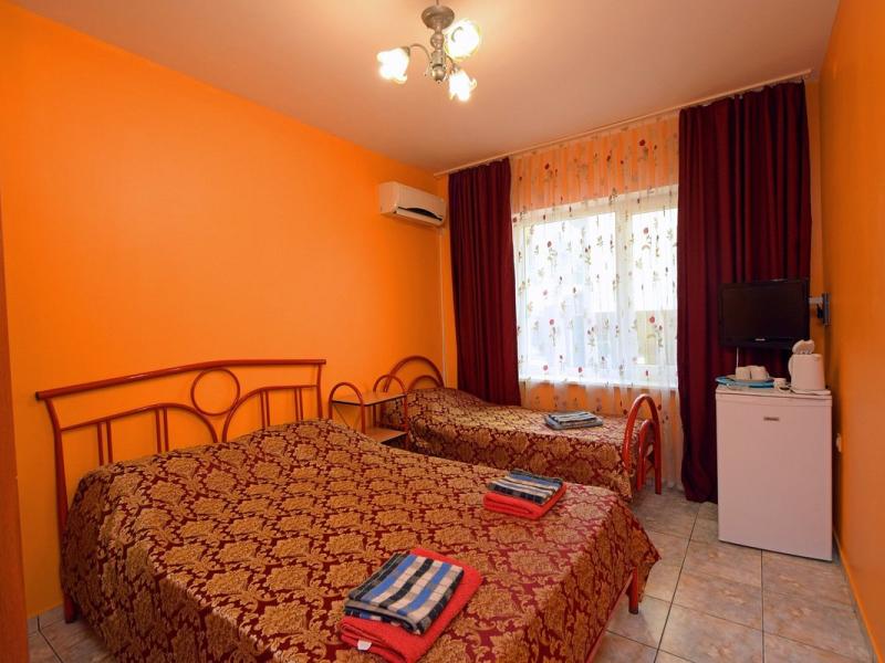 Афина (Дивноморское)