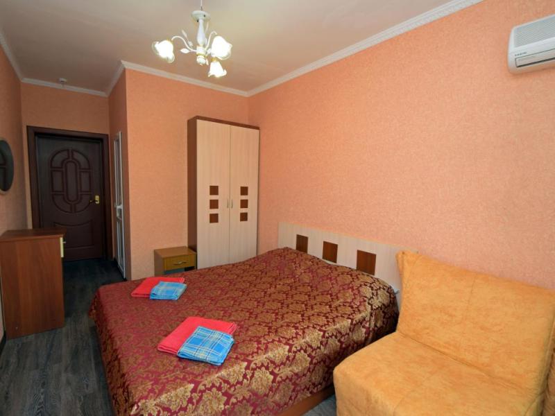 Афина (Дивноморское)