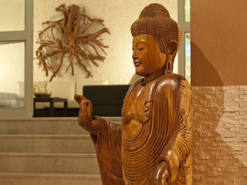 Queen`s Park Turkiz Kemer