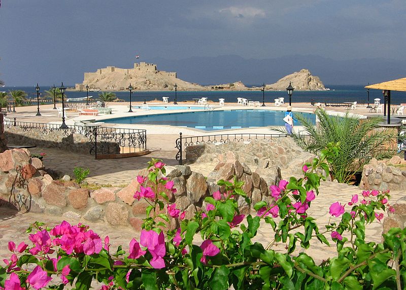 Helnan Taba Bay