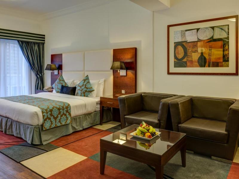 Golden Sands Hotel & Residences