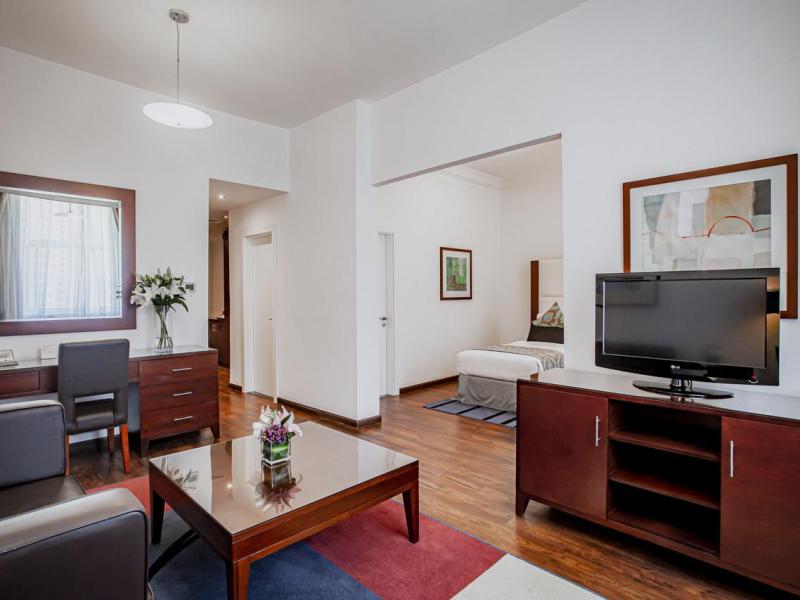 Golden Sands Hotel & Residences