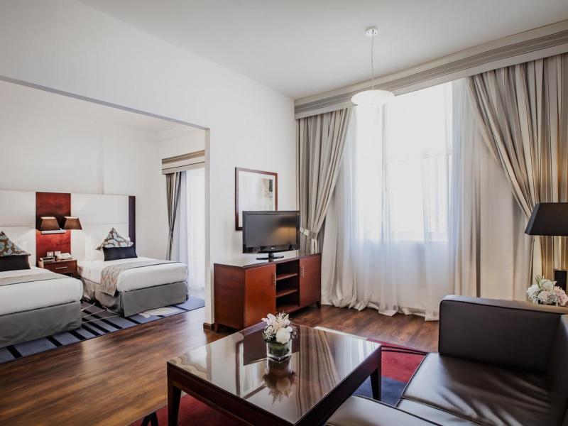 Golden Sands Hotel & Residences