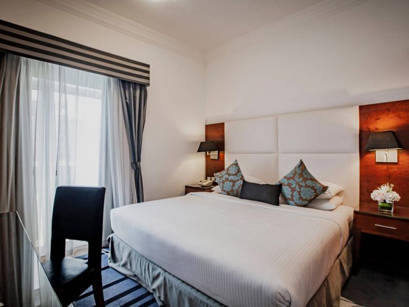 Golden Sands Hotel & Residences