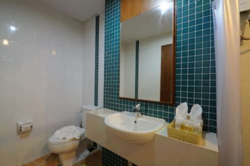 Chaiyapruek Suites Serviced Residence