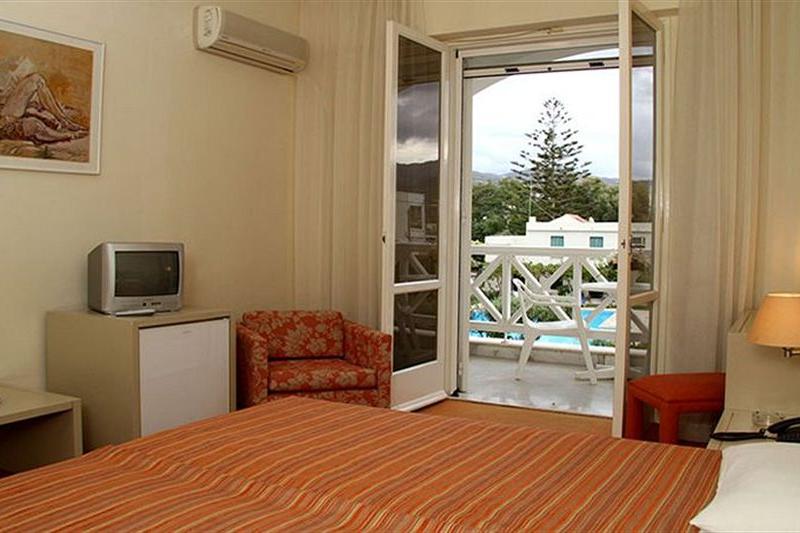 Mantenia Hotel