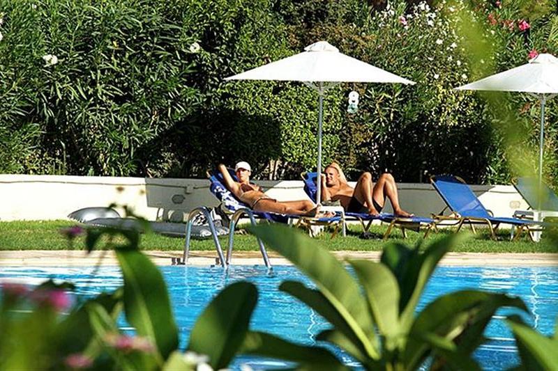 Mantenia Hotel