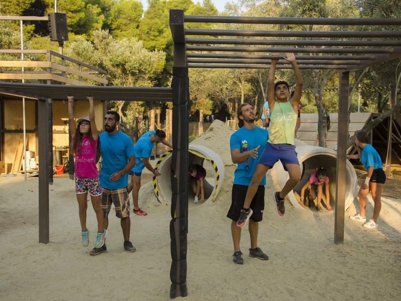 Skouras Sports & Language Camp