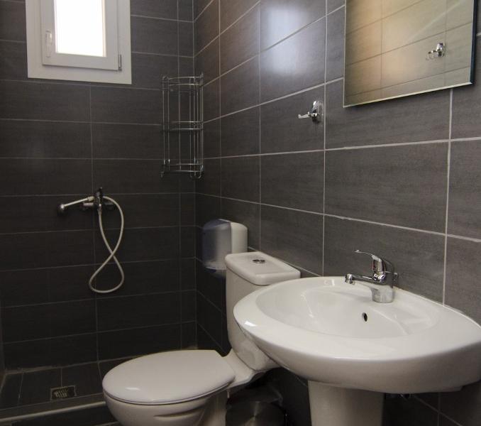 Skouras Sports & Language Camp