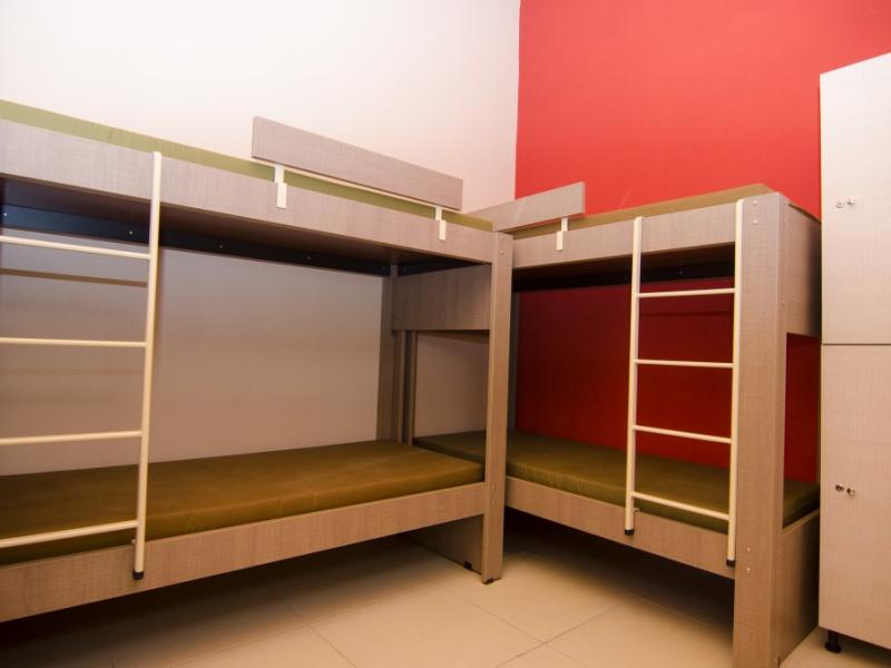 Skouras Sports & Language Camp