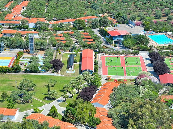 Skouras Sports & Language Camp