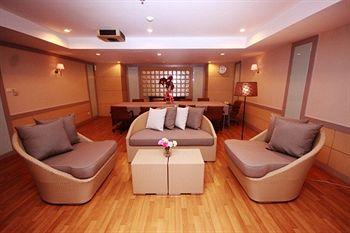 Evergreen Place Siam