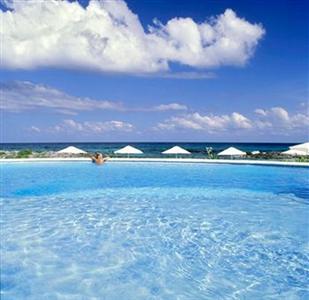 Playa La Media Luna Hotel