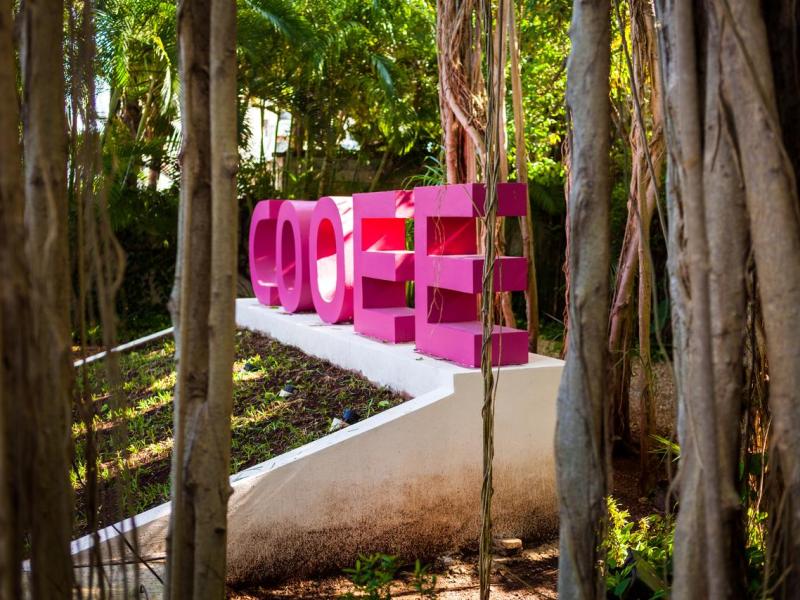 Nina Hotel & Beach Club