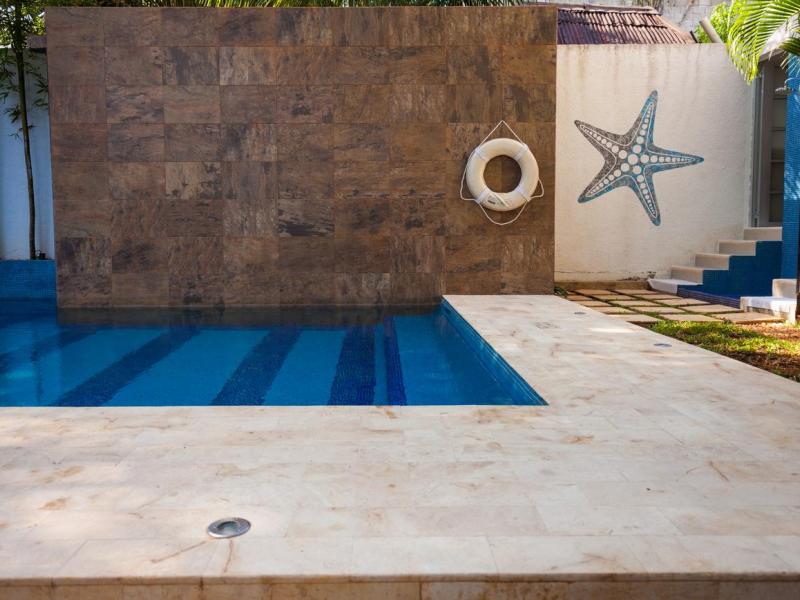 Nina Hotel & Beach Club