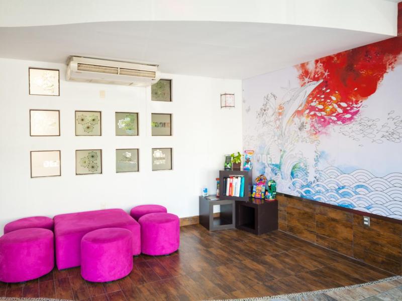 Nina Hotel & Beach Club