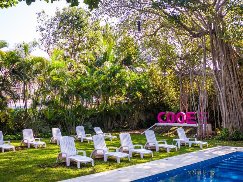 Nina Hotel & Beach Club