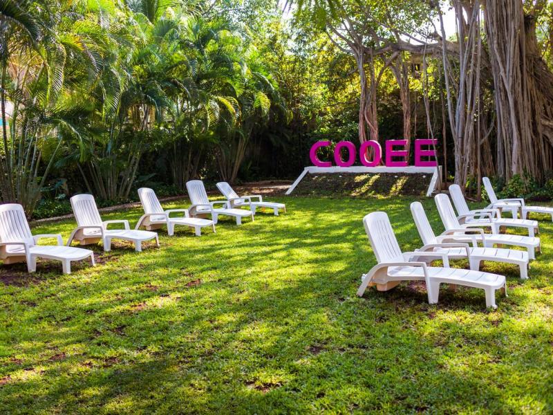 Nina Hotel & Beach Club