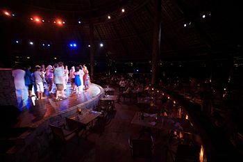 Ocean Breeze Riviera Maya