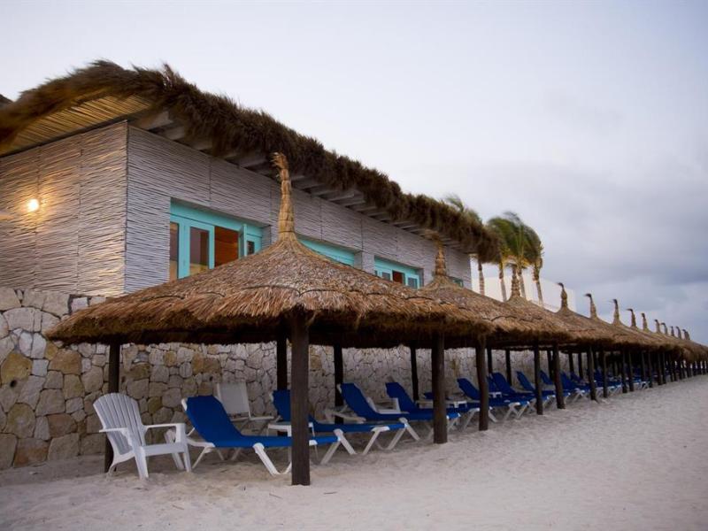 Ocean Breeze Riviera Maya