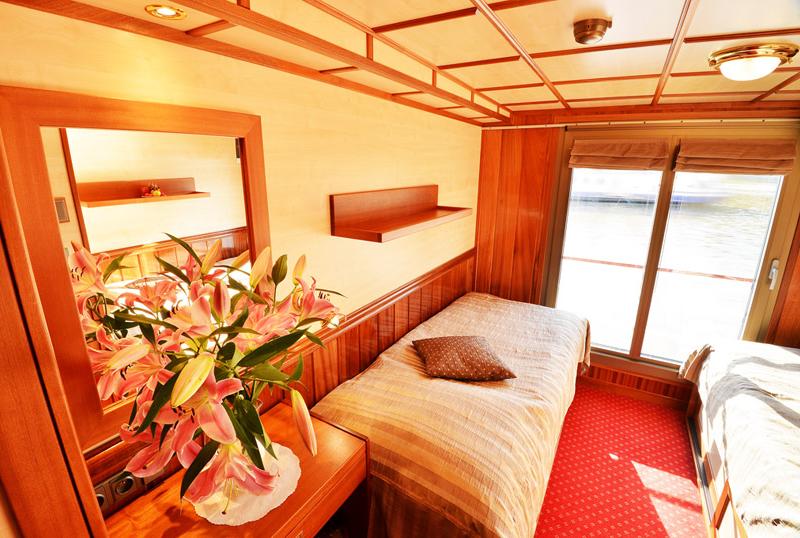 Florentina Boat Hotel