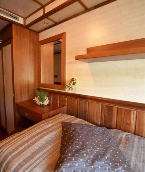 Florentina Boat Hotel