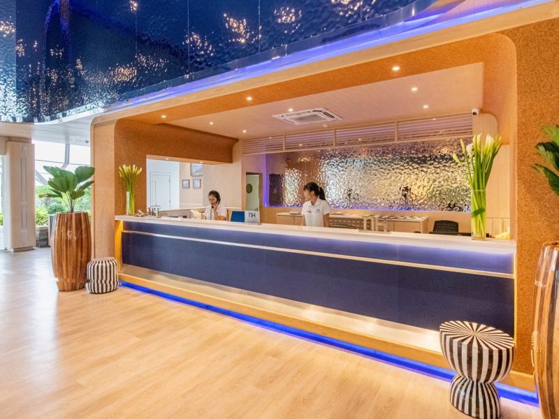 NH Boat Lagoon Resort