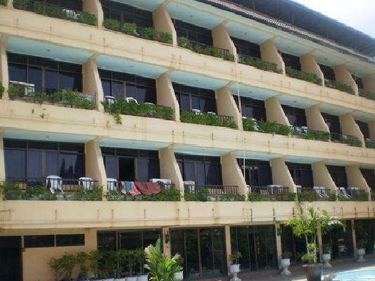 Suppamitr Villa
