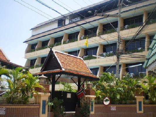 Suppamitr Villa