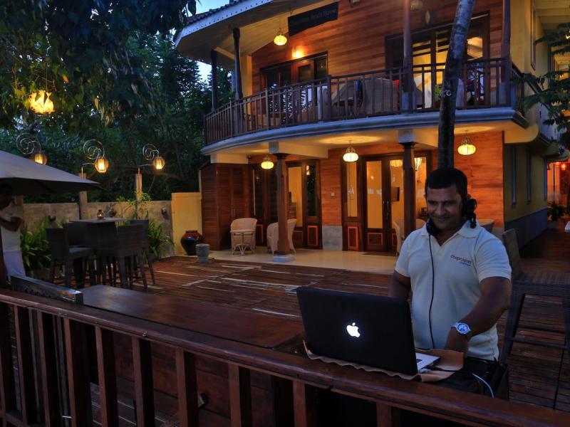 Thaproban Beach House