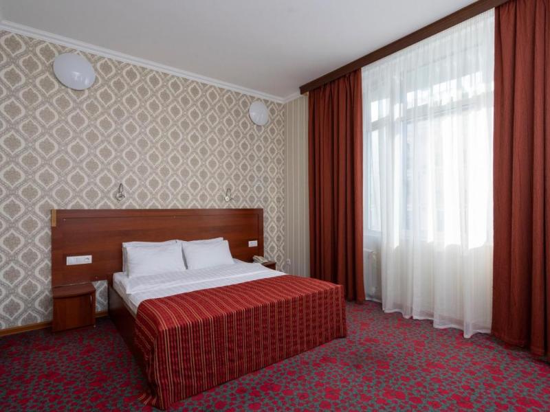 Регина на Петербургской