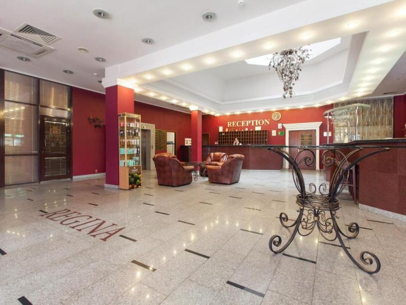 Регина на Петербургской