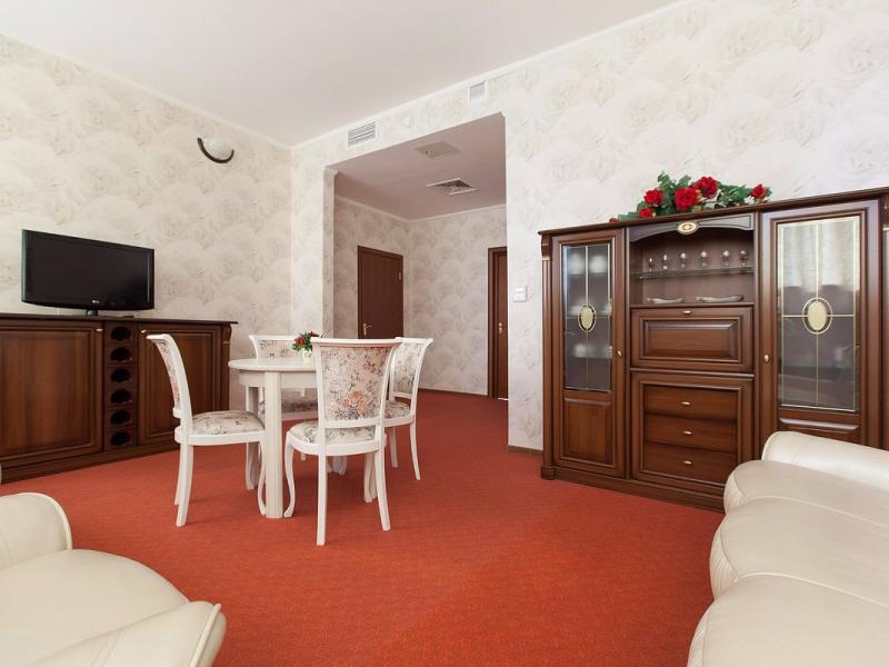 Регина на Петербургской