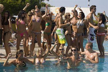 AzuLine Club Punta Arabi