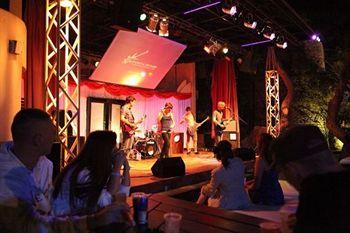 AzuLine Club Punta Arabi