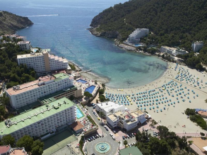 Sirenis Cala Llonga Resort