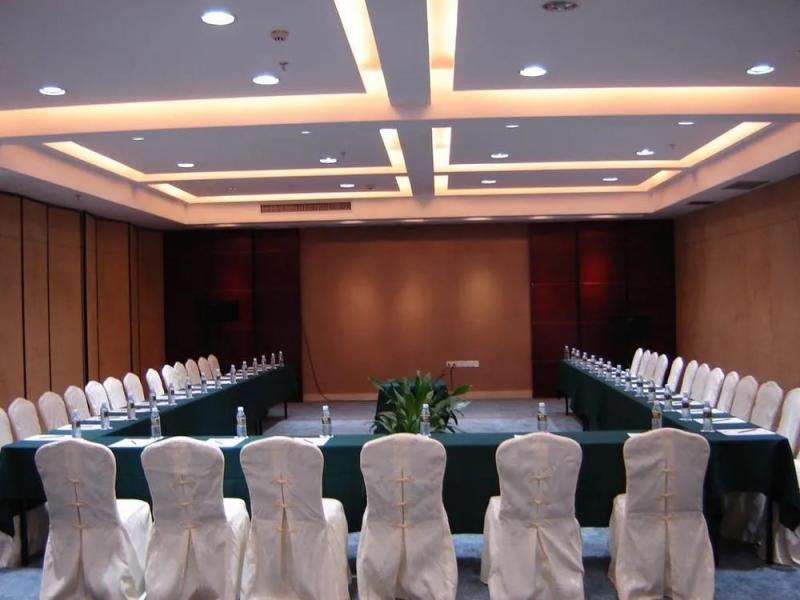Yelan Bay Resort