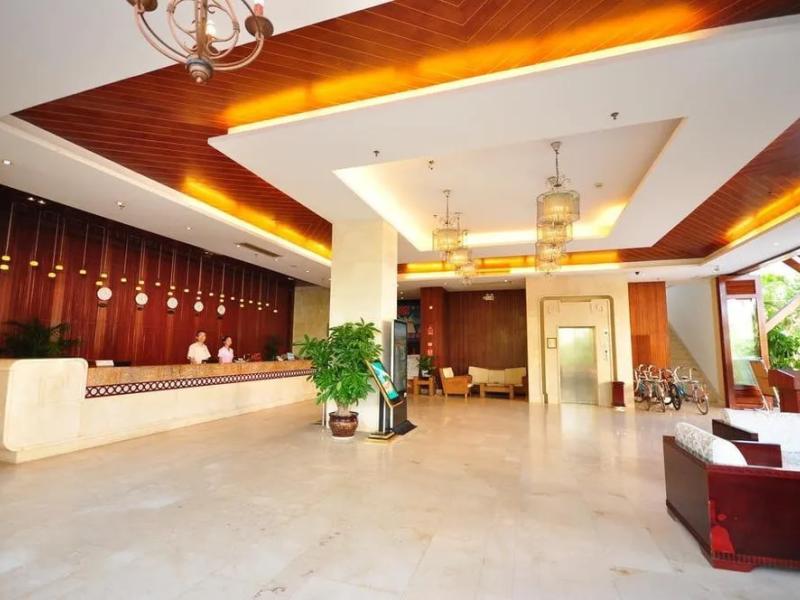 Yelan Bay Resort