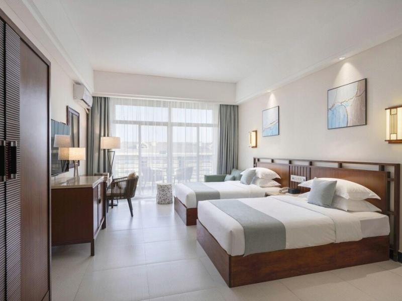 Yelan Bay Resort
