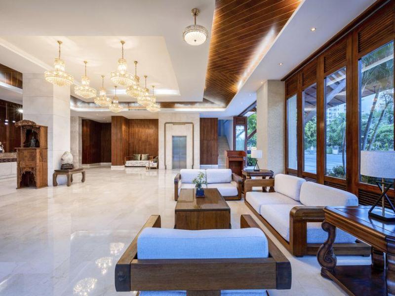 Yelan Bay Resort