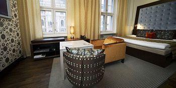 Klaus K