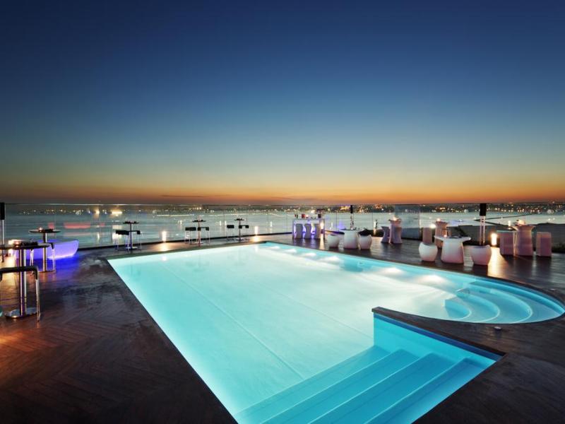 DoubleTree by Hilton Hotel Istanbul - Moda